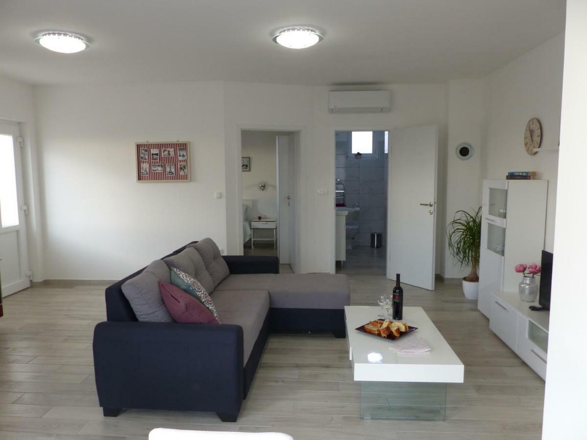 Apartmani Danica Vodnjan Buitenkant foto